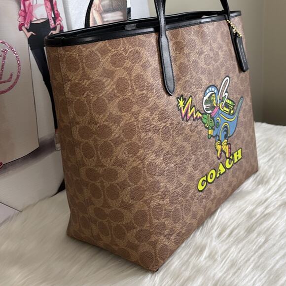 NWT Coach Cosmic City Tote Bag In Signature Canvas With Rexy Print - Picture 3 of 9